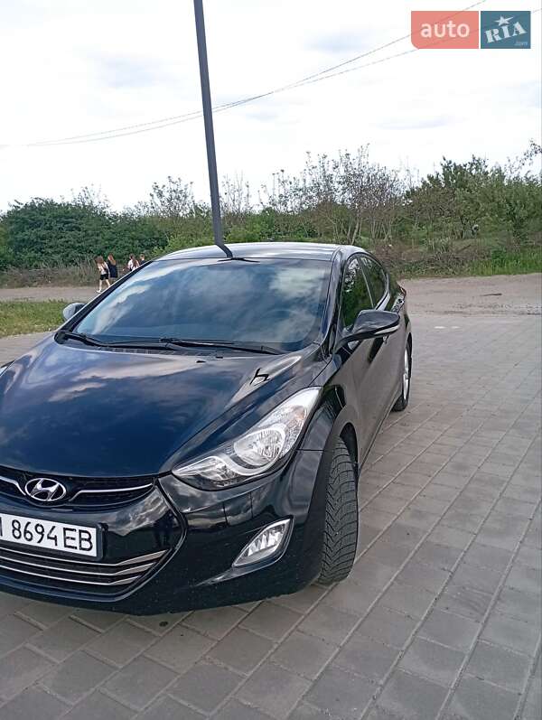 Hyundai Elantra 2013