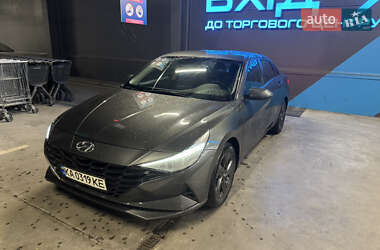 Седан Hyundai Elantra 2021 в 