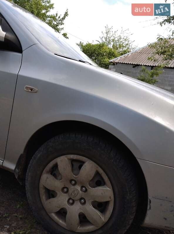 Седан Hyundai Elantra 2008 в Смеле