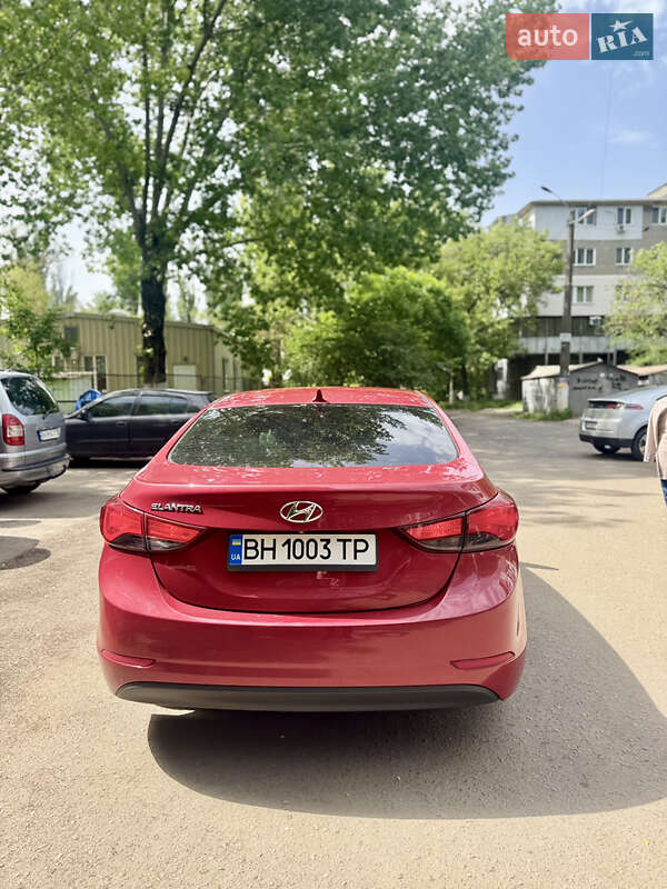 Седан Hyundai Elantra 2014 в Одессе