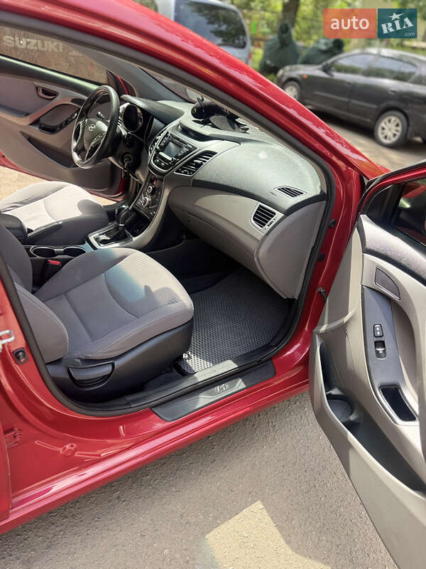 Седан Hyundai Elantra 2014 в Одессе