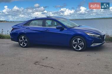 Седан Hyundai Elantra 2022 в Одессе