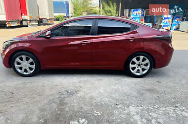 Седан Hyundai Elantra 2012 в 