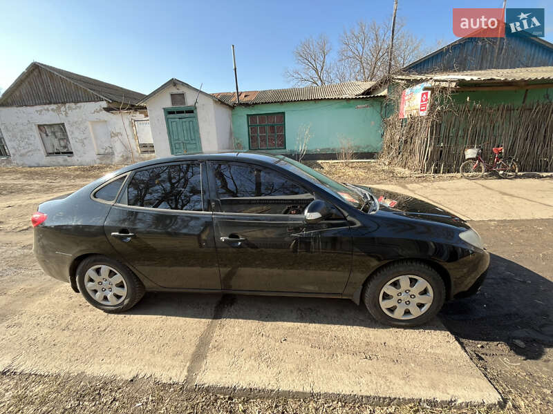 Седан Hyundai Elantra 2010 в Полтаві