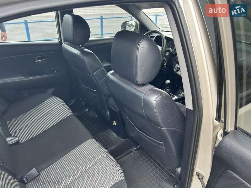 Седан Hyundai Elantra 2010 в Білій Церкві
