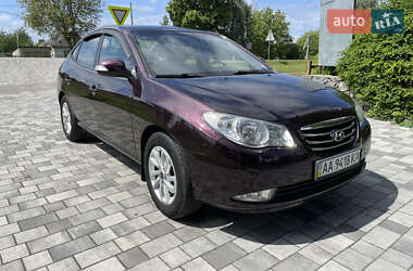 Седан Hyundai Elantra 2011 в 