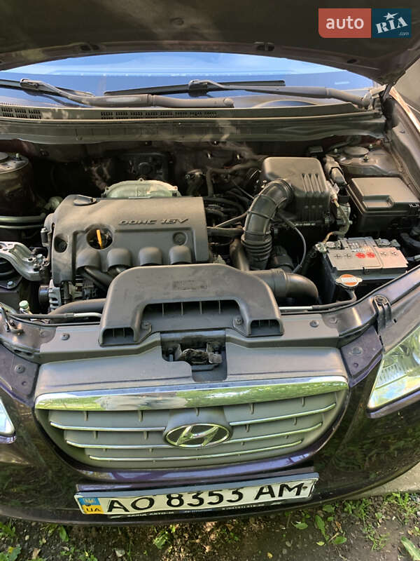 Седан Hyundai Elantra 2008 в Мукачево