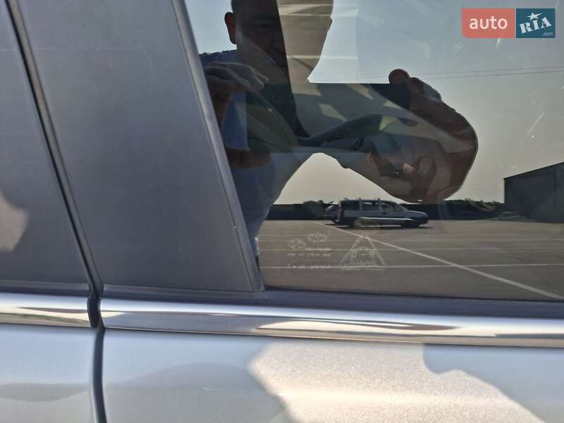 Седан Hyundai Elantra 2016 в Киеве