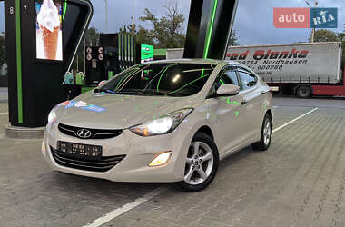 Седан Hyundai Elantra 2012 в Одессе
