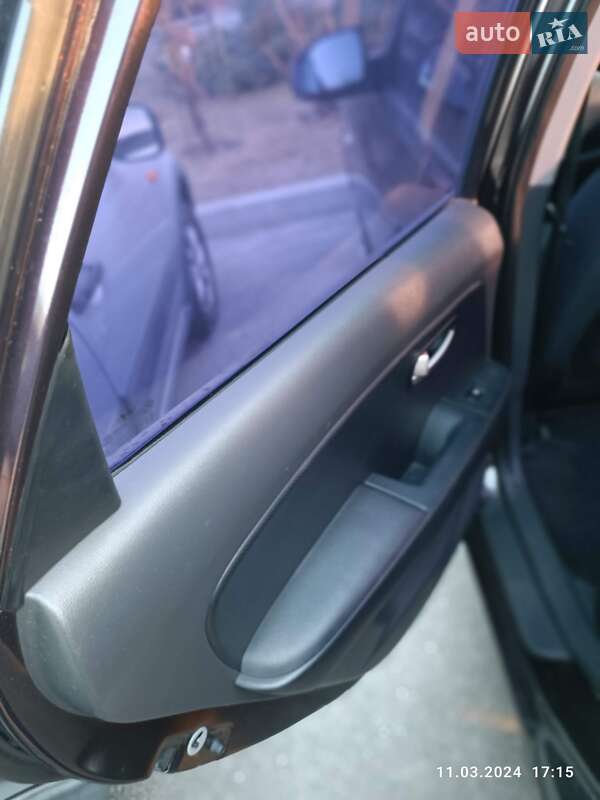 Седан Hyundai Elantra 2008 в Києві