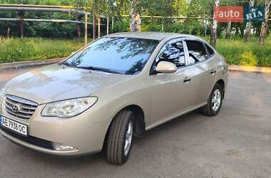 Седан Hyundai Elantra 2010 в 