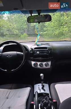 Седан Hyundai Elantra 2008 в 