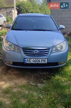Седан Hyundai Elantra 2011 в Днепре