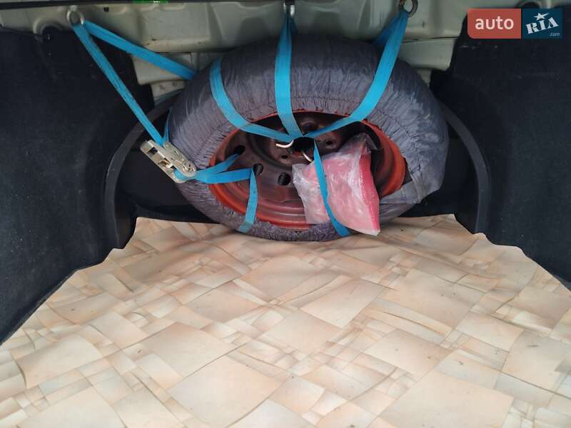 Седан Hyundai Elantra 2011 в Днепре