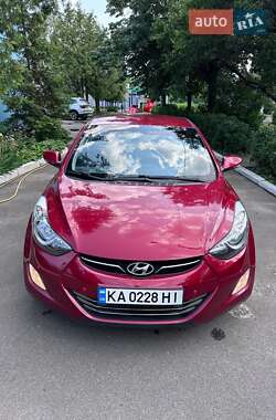 Седан Hyundai Elantra 2011 в Киеве