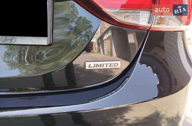 Седан Hyundai Elantra 2015 в Запоріжжі