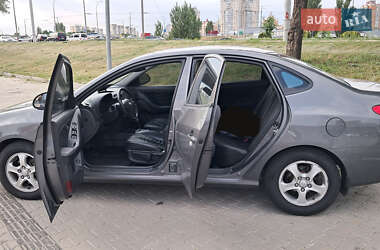 Седан Hyundai Elantra 2008 в 