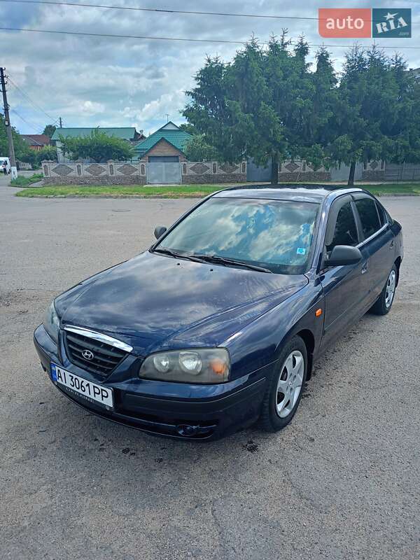 Hyundai Elantra 2003