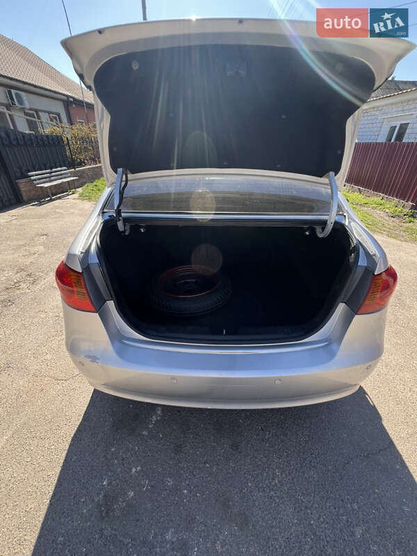 Седан Hyundai Elantra 2010 в Черкассах