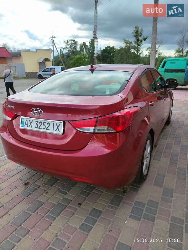 Седан Hyundai Elantra 2012 в Харкові