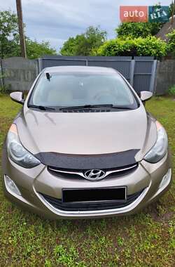 Седан Hyundai Elantra 2013 в Чернигове
