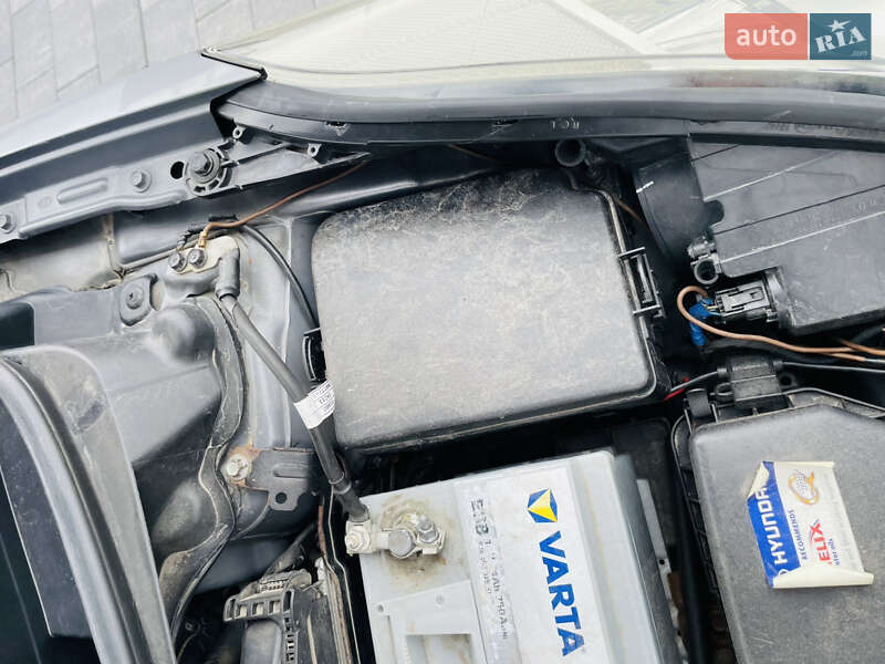 Седан Hyundai Elantra 2011 в Виннице