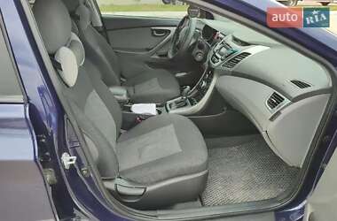 Седан Hyundai Elantra 2014 в 