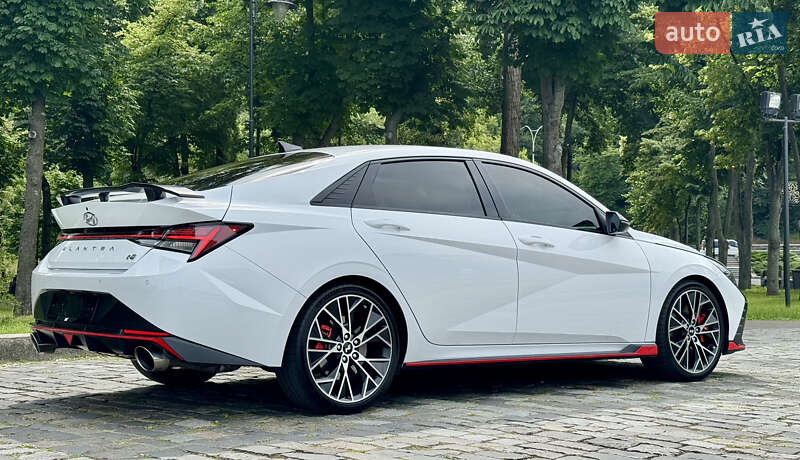 Седан Hyundai Elantra 2023 в Киеве