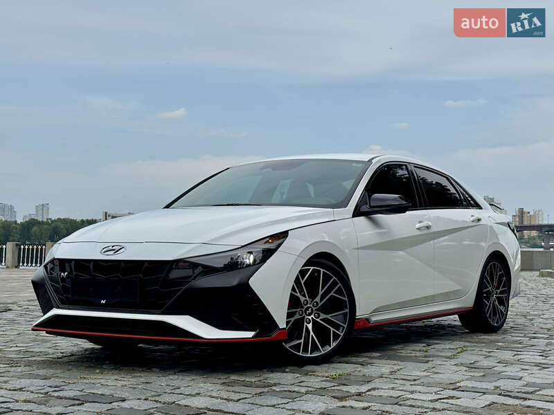 Седан Hyundai Elantra 2023 в Киеве