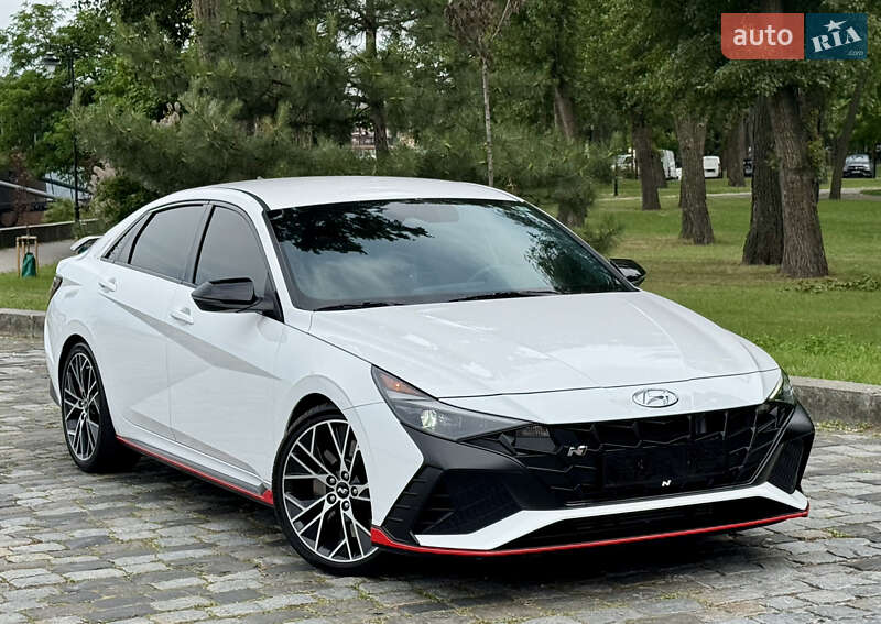 Седан Hyundai Elantra 2023 в Киеве