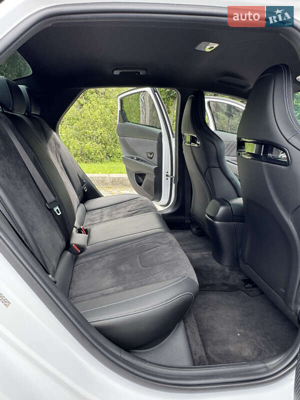 Седан Hyundai Elantra 2023 в Киеве