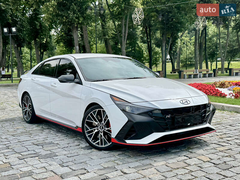 Седан Hyundai Elantra 2023 в Киеве