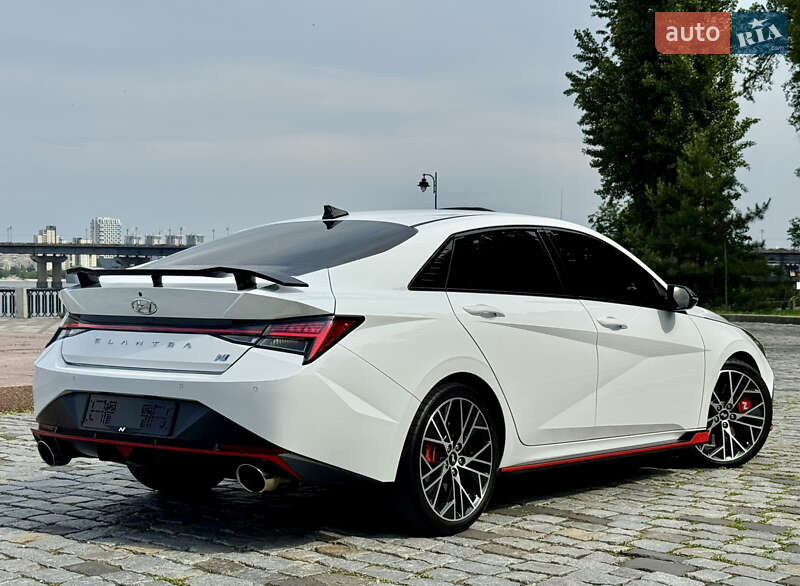 Седан Hyundai Elantra 2023 в Киеве