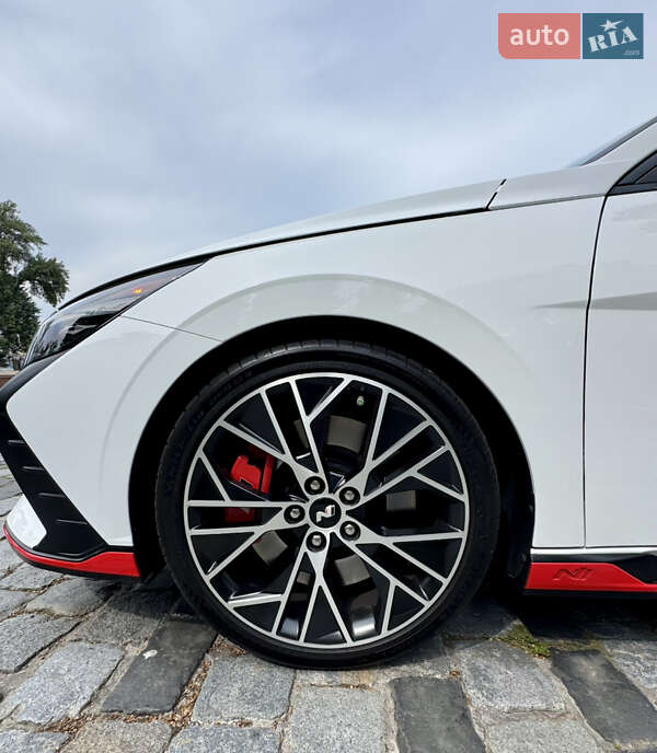 Седан Hyundai Elantra 2023 в Киеве