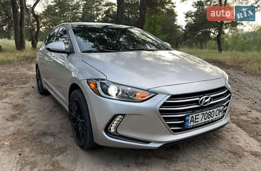 Седан Hyundai Elantra 2017 в Дніпрі