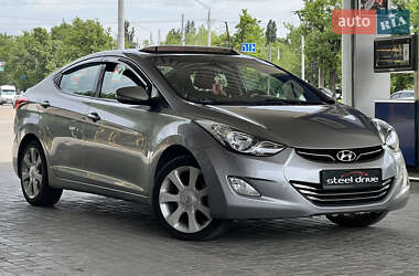 Седан Hyundai Elantra 2013 в Николаеве