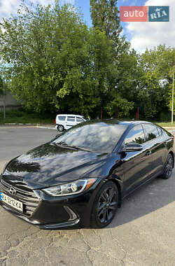 Седан Hyundai Elantra 2016 в Києві