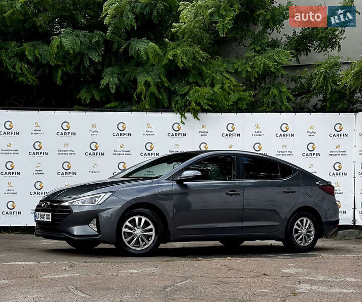 Hyundai Elantra 2019