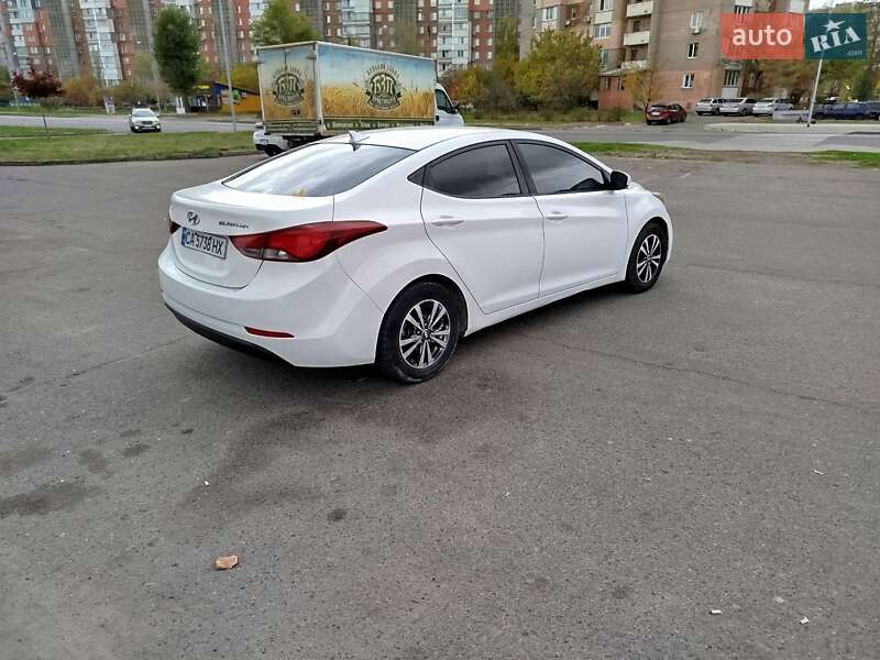Седан Hyundai Elantra 2014 в Черкассах