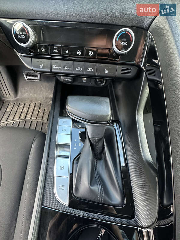 Седан Hyundai Elantra 2020 в Одессе