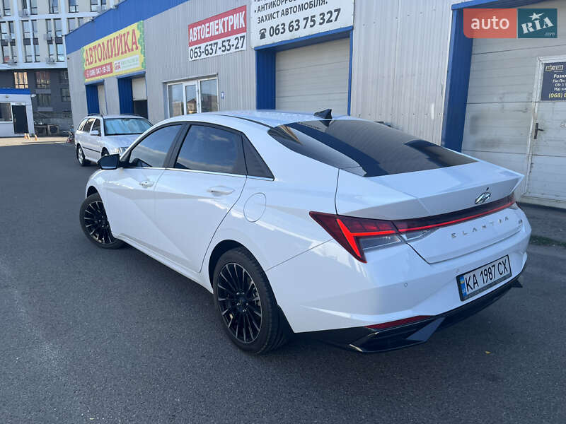 Седан Hyundai Elantra 2021 в Броварах