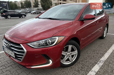Седан Hyundai Elantra 2016 в Києві