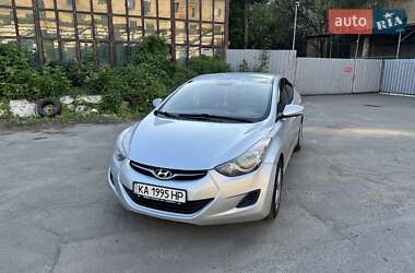 Седан Hyundai Elantra 2011 в Києві