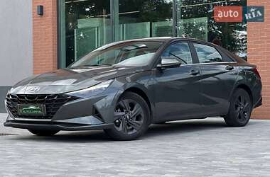 Седан Hyundai Elantra 2021 в Києві