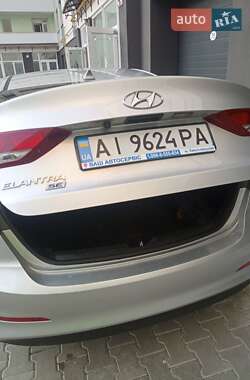 Седан Hyundai Elantra 2017 в 