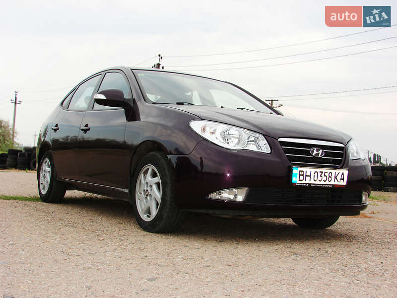 Hyundai Elantra 2011