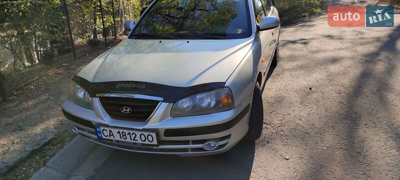 Hyundai Elantra 2011