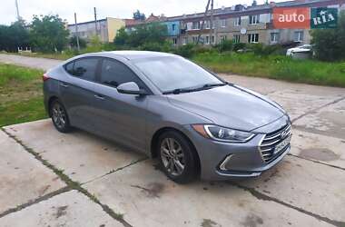 Седан Hyundai Elantra 2017 в Романове