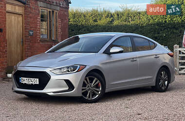 Седан Hyundai Elantra 2017 в 