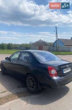 Седан Hyundai Elantra 2005 в 